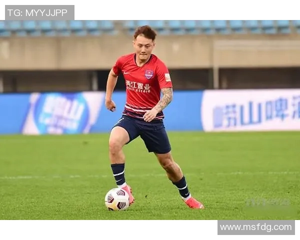 冯劲精彩突破破门助力球队逆转胜利展现超强个人能力