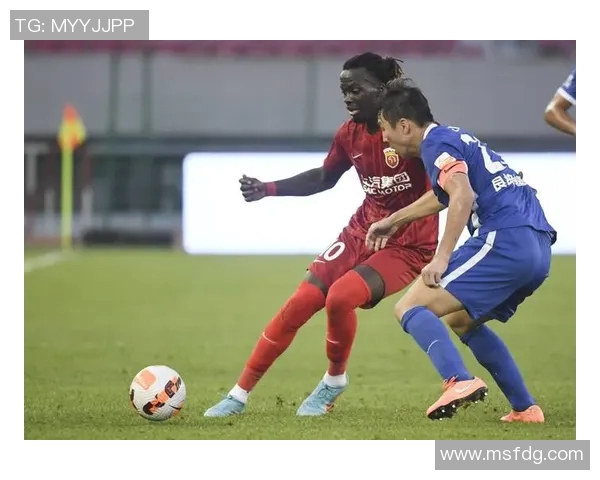 上海海港与武汉三镇奥斯卡对决精彩纷呈期待激烈碰撞与精彩表现 上海海港与武汉三镇奥斯卡对决精彩纷呈期待激烈碰撞与精彩表现